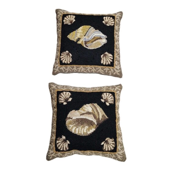 Unbranded Other - Set of 2 Coastal Seashell Hooked Throw Pillows Black Nautical Beach Cottage